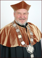Dziekan prof. dr hab. Mestwin Kostka