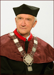 Dziekan doc. dr Marceli Szafrański